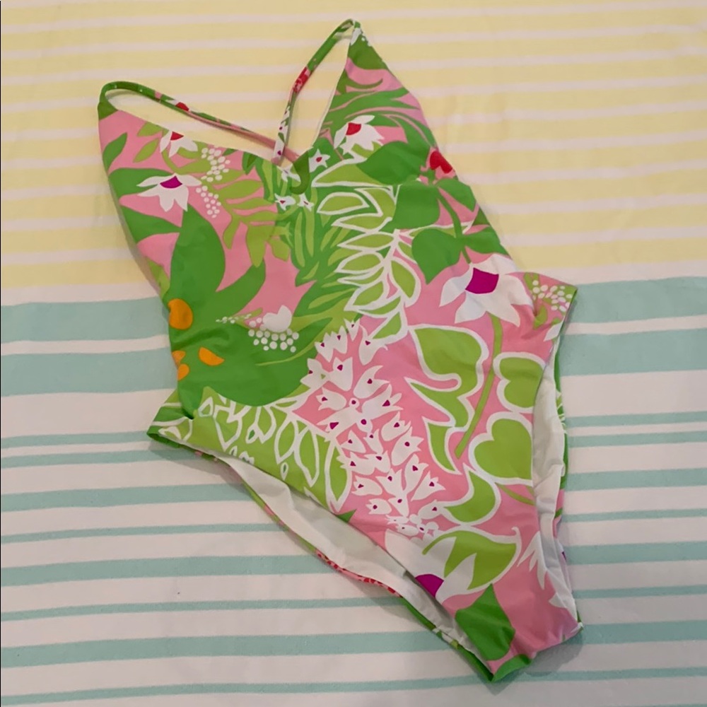 NWOT Trina Turk La Palma Swimsuit. Size 6. Excellent Condition. Never Worn.